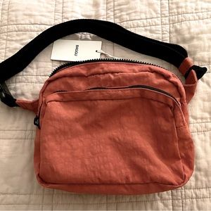 NWT Baggu Fanny Pack in Baked Apple